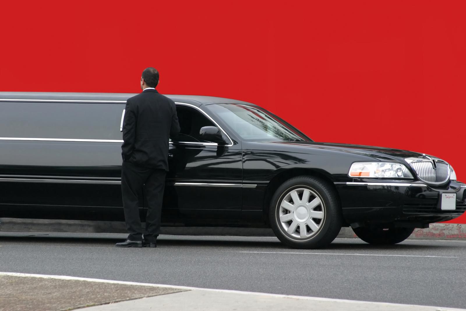 10 passenger limousines in OC and in LA California