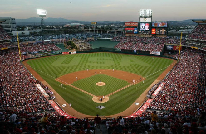 Angel Stadium Limousine Service & sporting event limousine